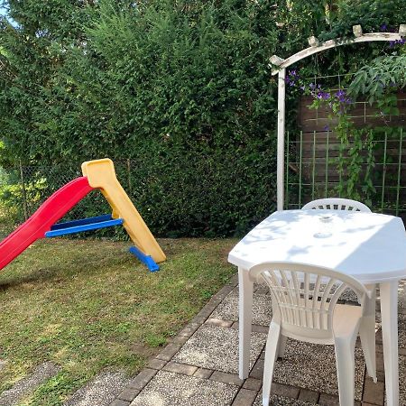 Schoenes Ferienhaus&Monteurzimmer Direkt In Lich, Ruhige&Zentrale Lage Экстерьер фото